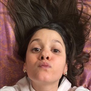 Meet your Posher, Victoria